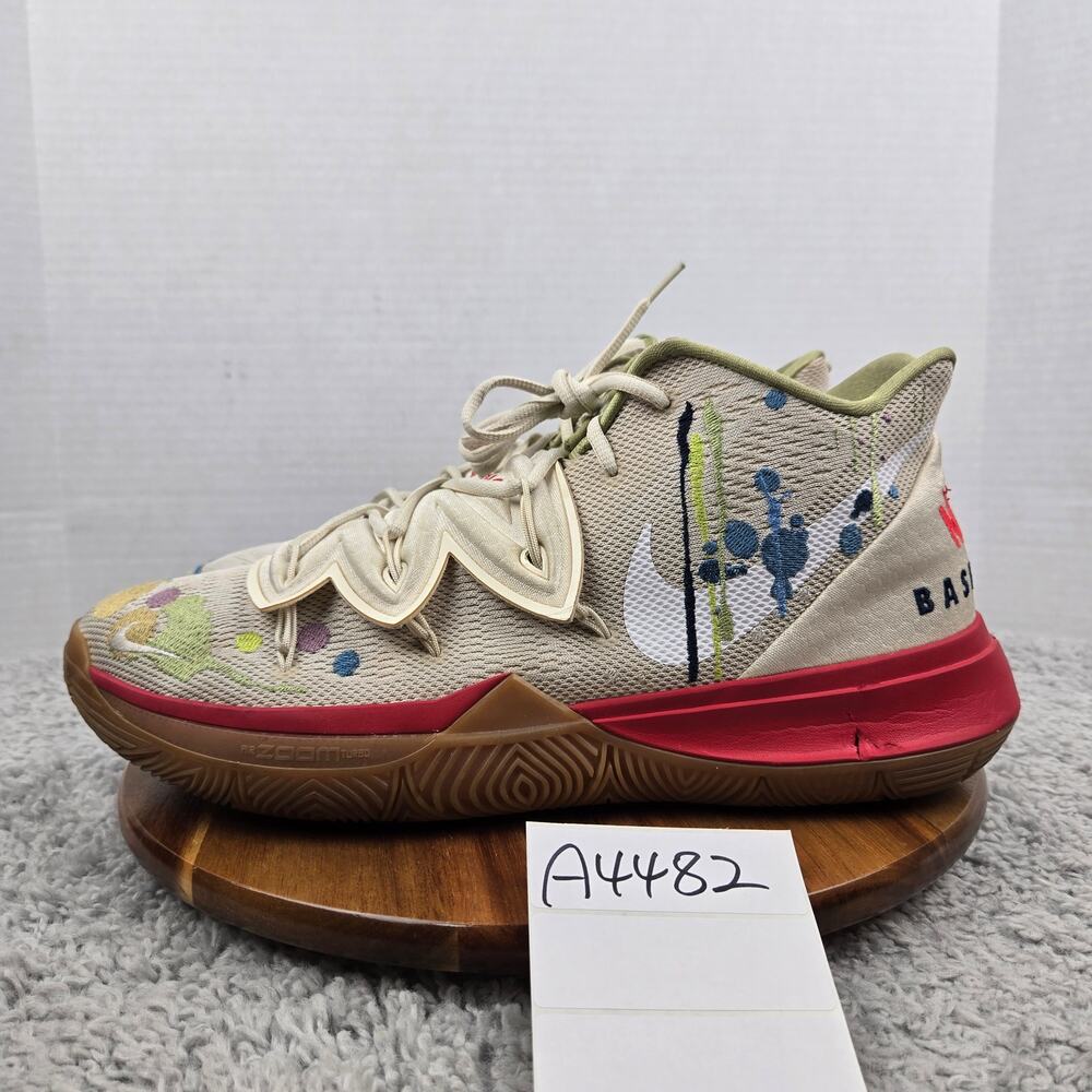 Nike Mens 15 Kyrie 5 EP Bandulu Embroidered Splatter Basketball Shoe CK5836-100